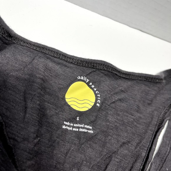 Daily Practice Anthropologie Slate Long Sleeve Yoga Shirt Small - Picture 8 of 9